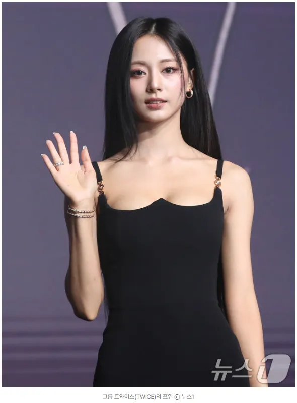 트와이스 쯔위, 11년 만에 JYP 떠난다 2번째 미디어